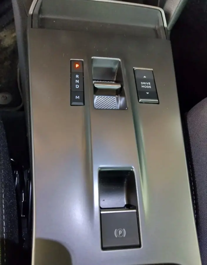 Edition Climate Control | Digitaal Dashboard | 17" Lichtmetaal | Carplay | Cruise | Parkeersensoren Achter | Apple Carplay/Android Auto|telefoonintegratie premium | Connected services | Crui