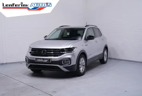 1.0 TSI R-Line Navi Stoelverwarming Camera Apple carplay/Android auto PDC v+a