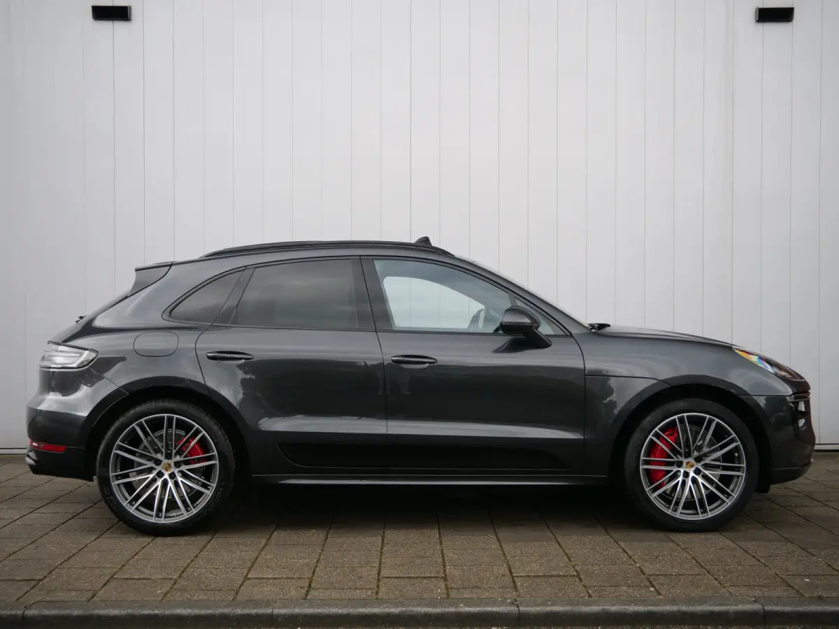 2.9 Turbo 441 Pk Automaat Navi / DAB / Leer / Luchtvering / Pano-dak / Apple Carplay
