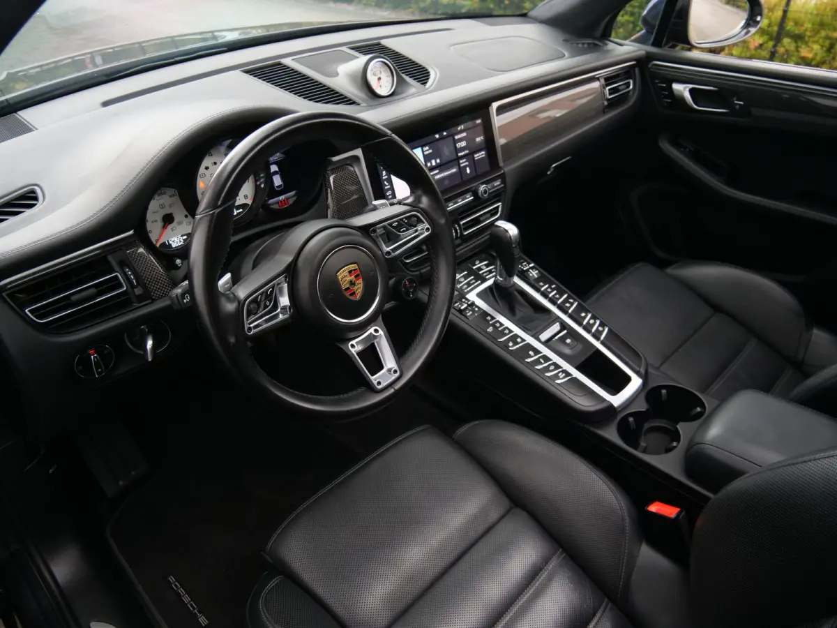 2.9 Turbo 441 Pk Automaat Navi / DAB / Leer / Luchtvering / Pano-dak / Apple Carplay