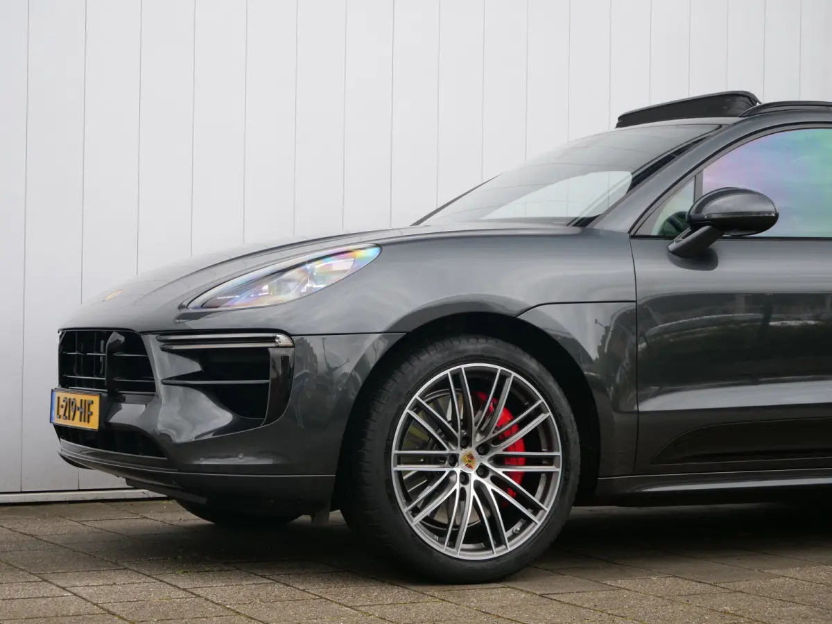 2.9 Turbo 441 Pk Automaat Navi / DAB / Leer / Luchtvering / Pano-dak / Apple Carplay