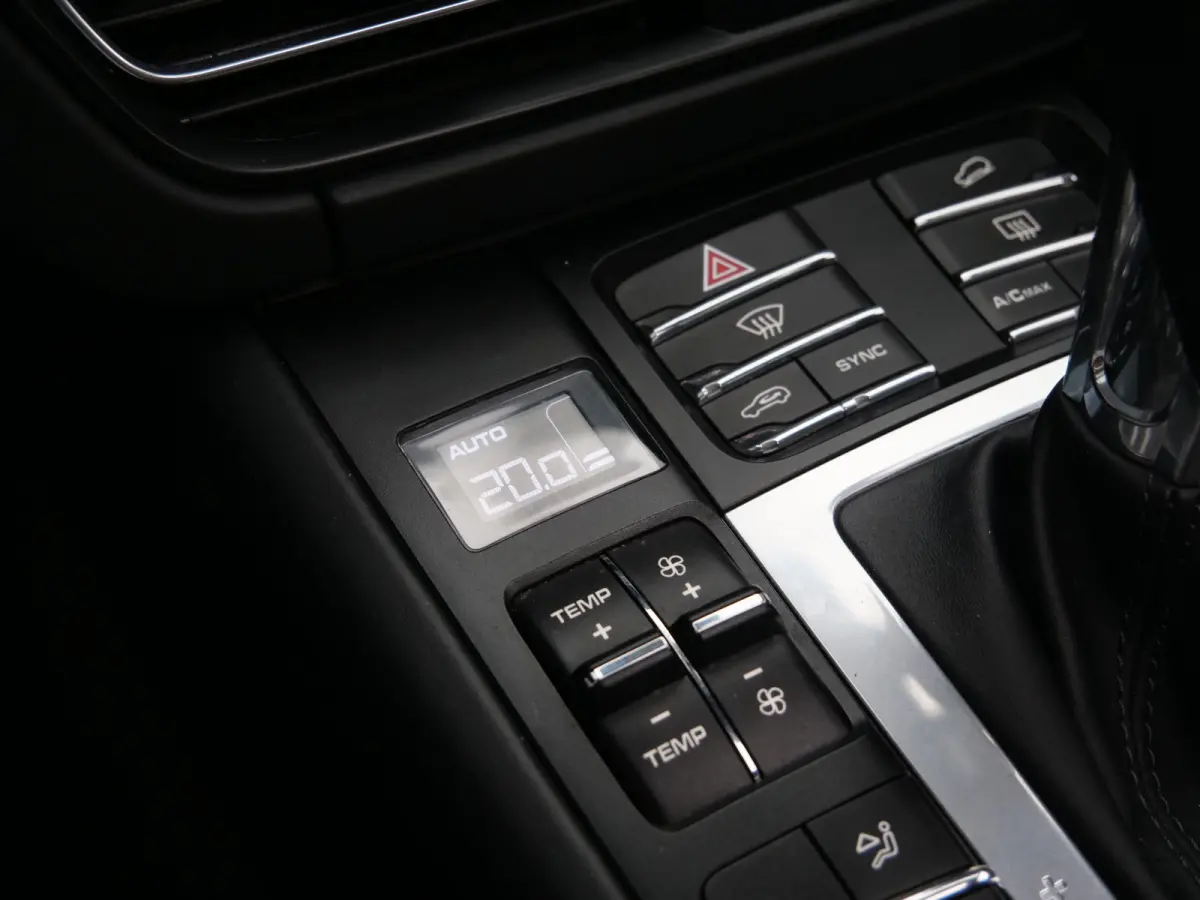 2.9 Turbo 441 Pk Automaat Navi / DAB / Leer / Luchtvering / Pano-dak / Apple Carplay