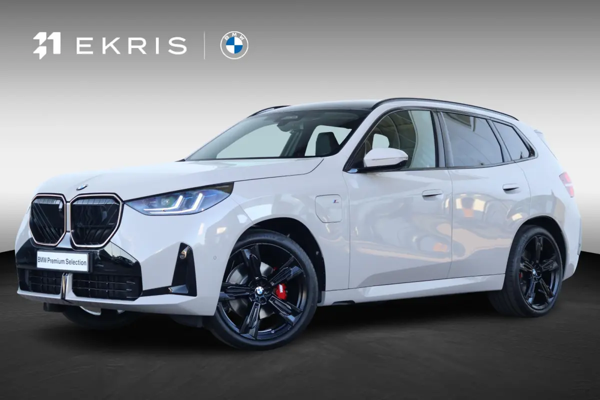 30e xDrive | Sport Pakket Pro | Panorama Dak | Harman Kardon | Driving Assistant Professional | Parking Assistant Plus | Elektr. Stoelen | Stuur & Stoelverwarming Voor en Achter |