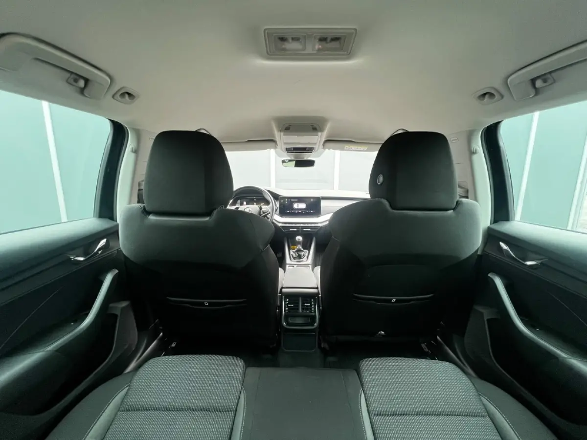 1.5 TSI 150pk First Edition | ACC | Carplay | Navi | Isofix | LED