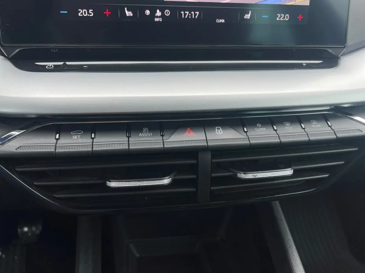 1.5 TSI 150pk First Edition | ACC | Carplay | Navi | Isofix | LED
