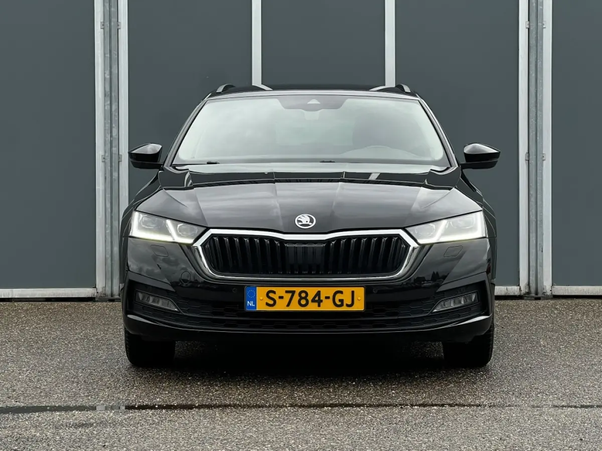 1.5 TSI 150pk First Edition | ACC | Carplay | Navi | Isofix | LED