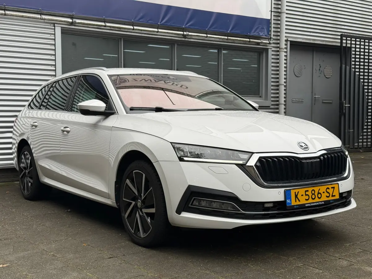 1.4 TSI iV PHEV Business Edition Plus l Virtual l Automaat l ACC l VDOH l