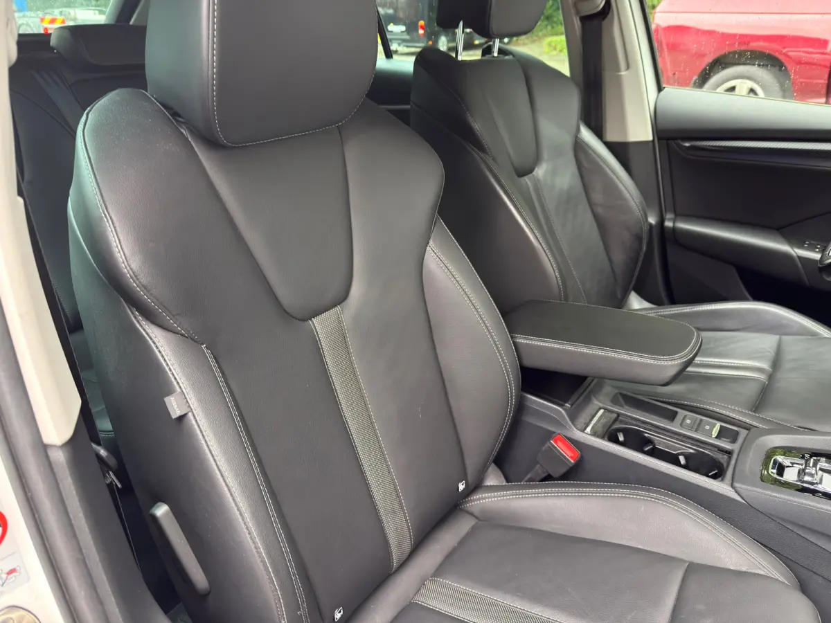 1.4 TSI iV PHEV Business Edition Plus l Virtual l Automaat l ACC l VDOH l