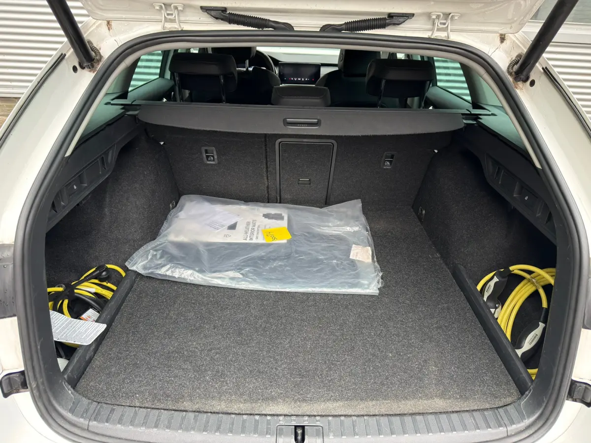 1.4 TSI iV PHEV Business Edition Plus l Virtual l Automaat l ACC l VDOH l