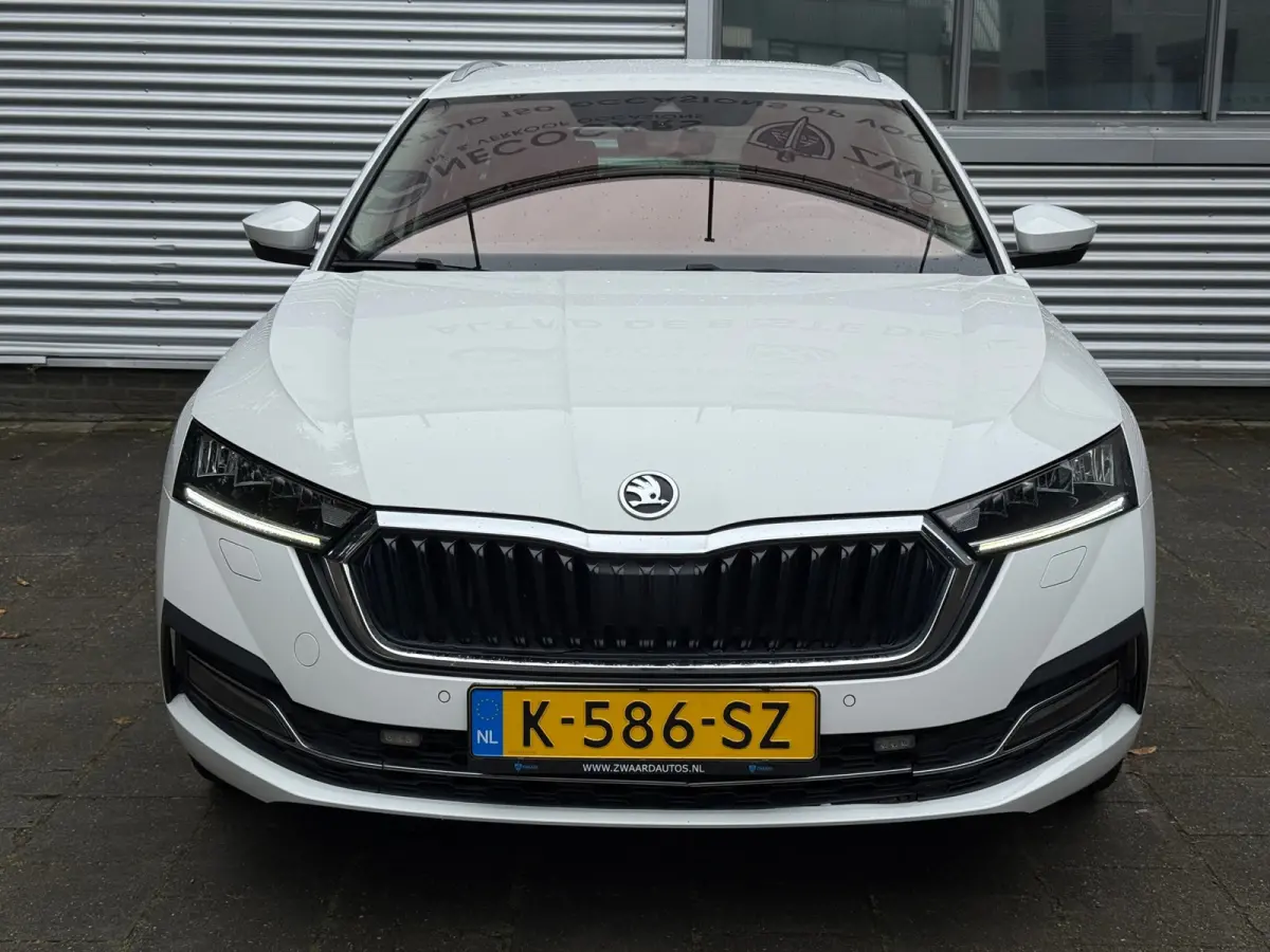 1.4 TSI iV PHEV Business Edition Plus l Virtual l Automaat l ACC l VDOH l