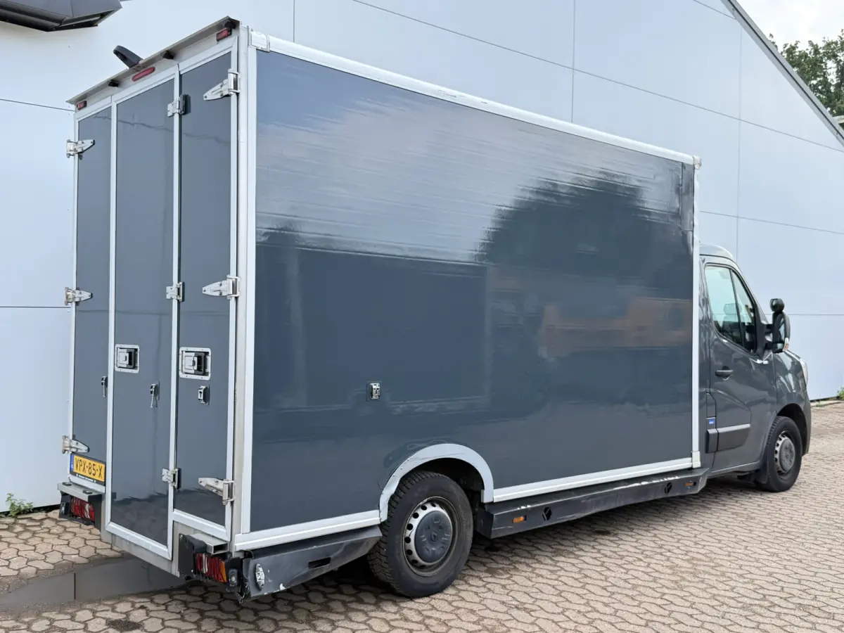 Plancher T35 2.3 DCI 150PK Lowliner Bakwagen Airco Cruise Control Camera Foodtruck Meubelbak Paardenwagen