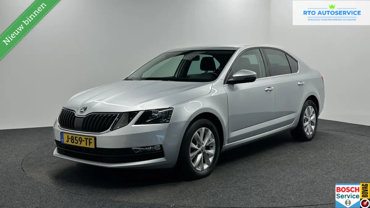 1.0 TSI Greentech Style Business NAVI CARPLAY CRUISE LM ECC.