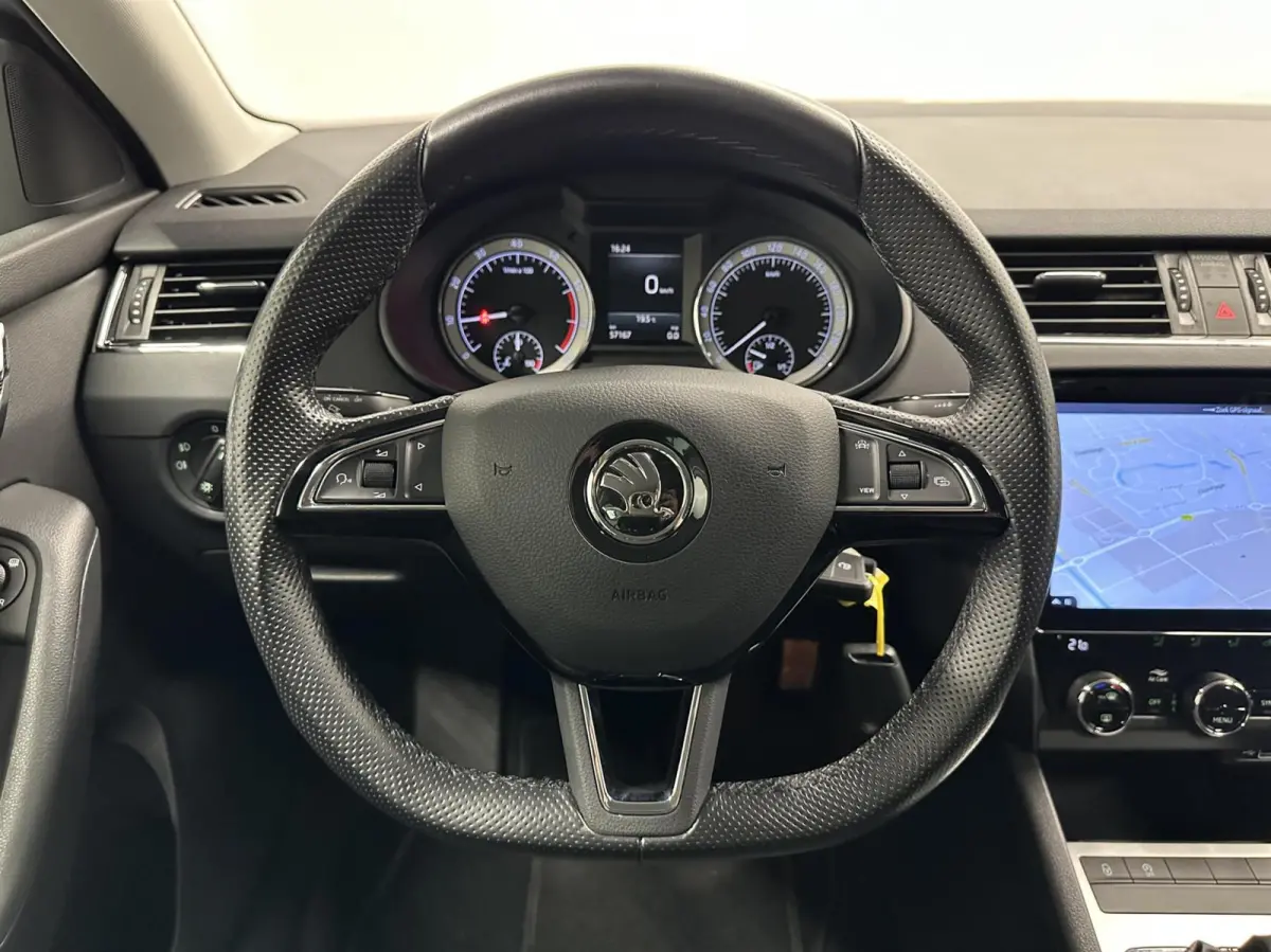 1.0 TSI Greentech Style Business NAVI CARPLAY CRUISE LM ECC.