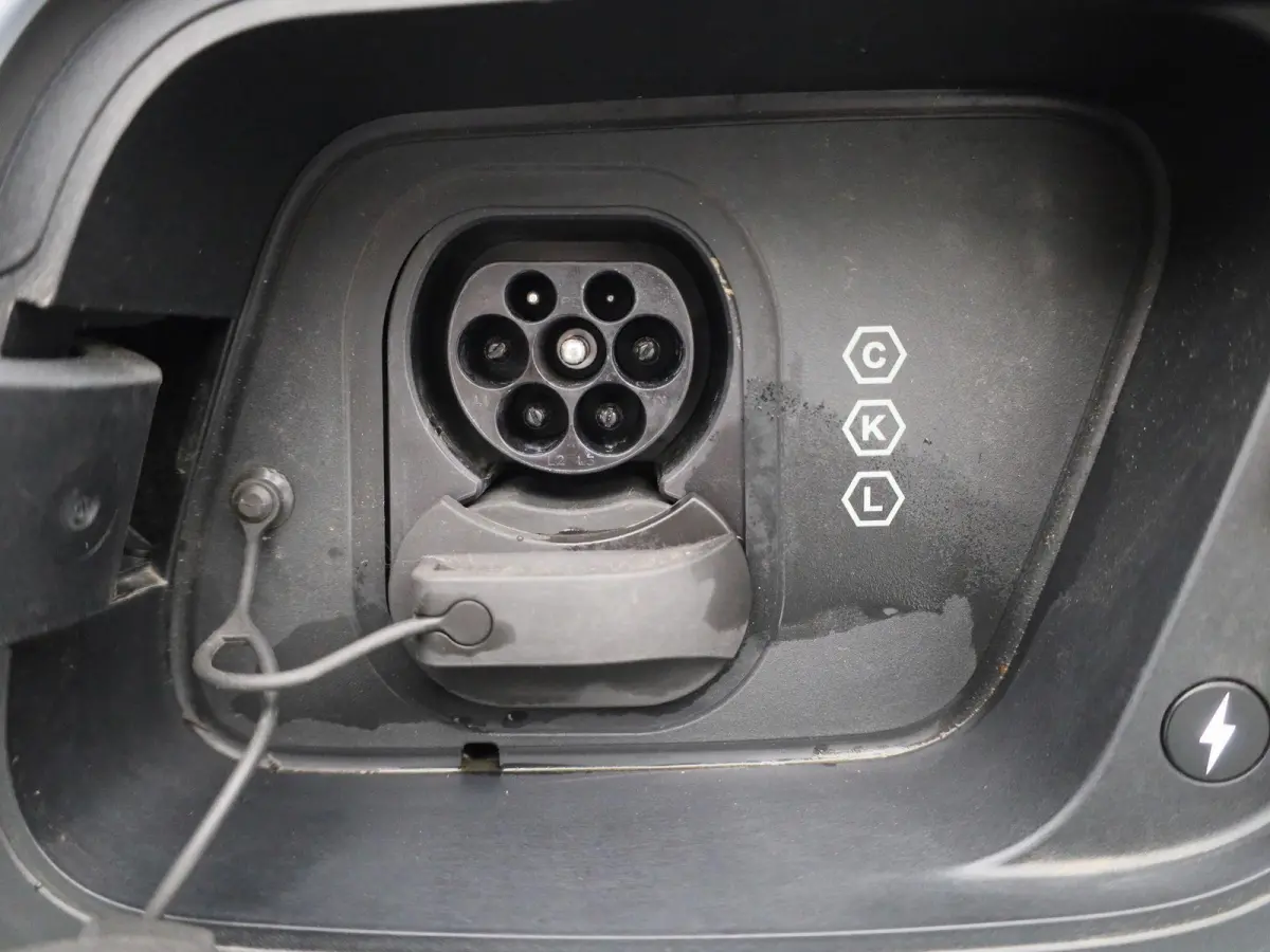 Single Motor Extended Range Core | NAVIGATIE | CAMERA | LED