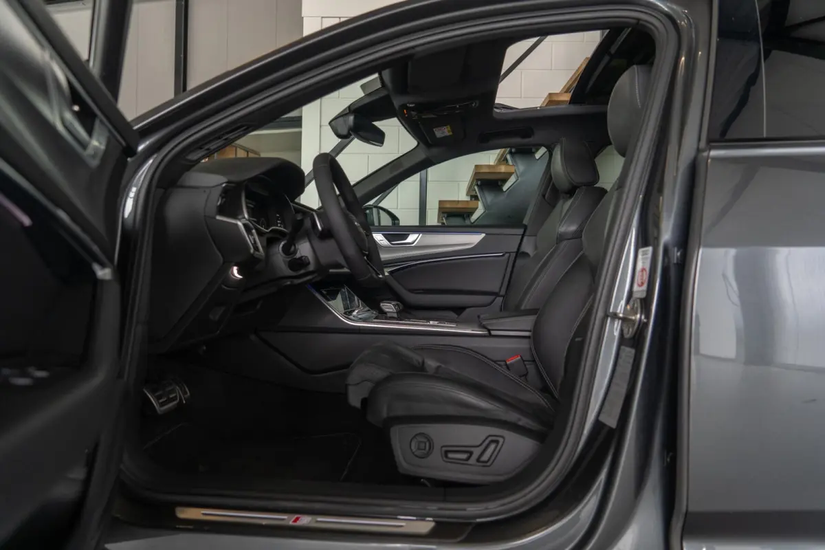 55 TFSI e quattro S-line | Pano | B&O | Diffuser