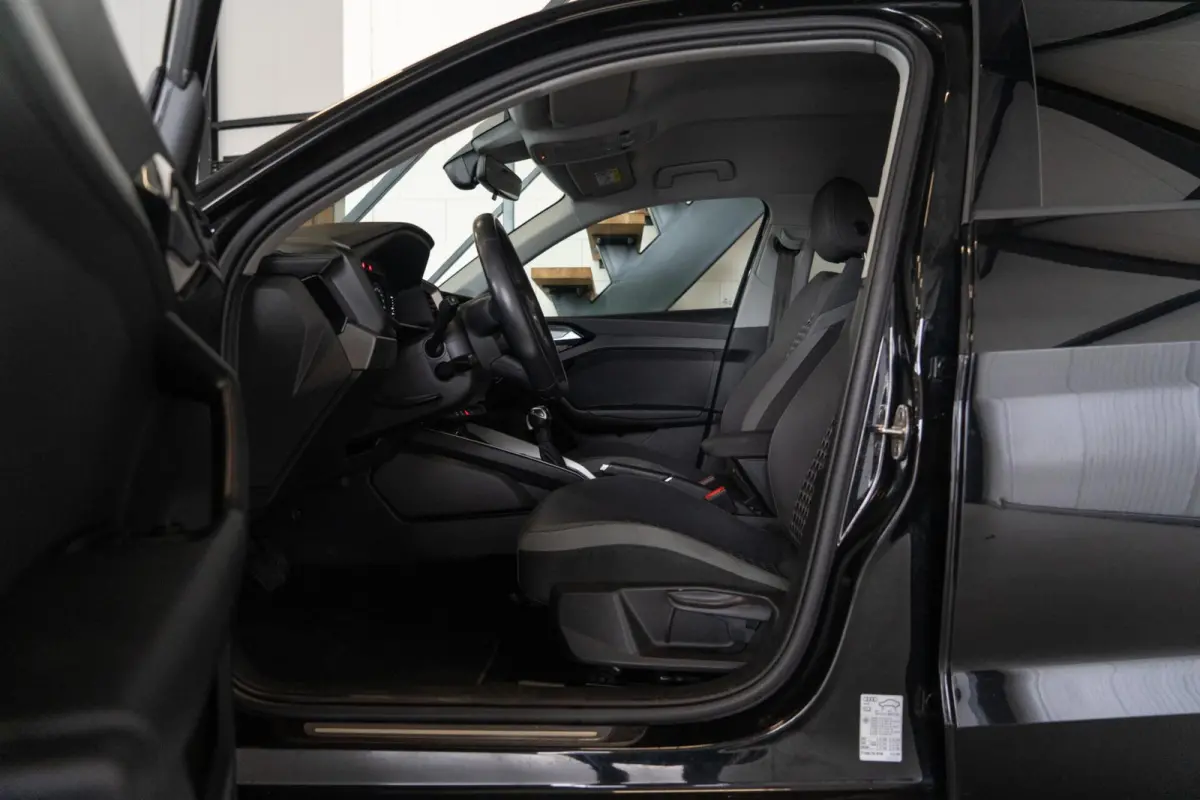 30 TFSI | 110PK | Carplay | Stoelverwarming | Keyless