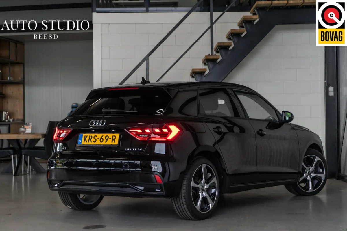 30 TFSI | 110PK | Carplay | Stoelverwarming | Keyless