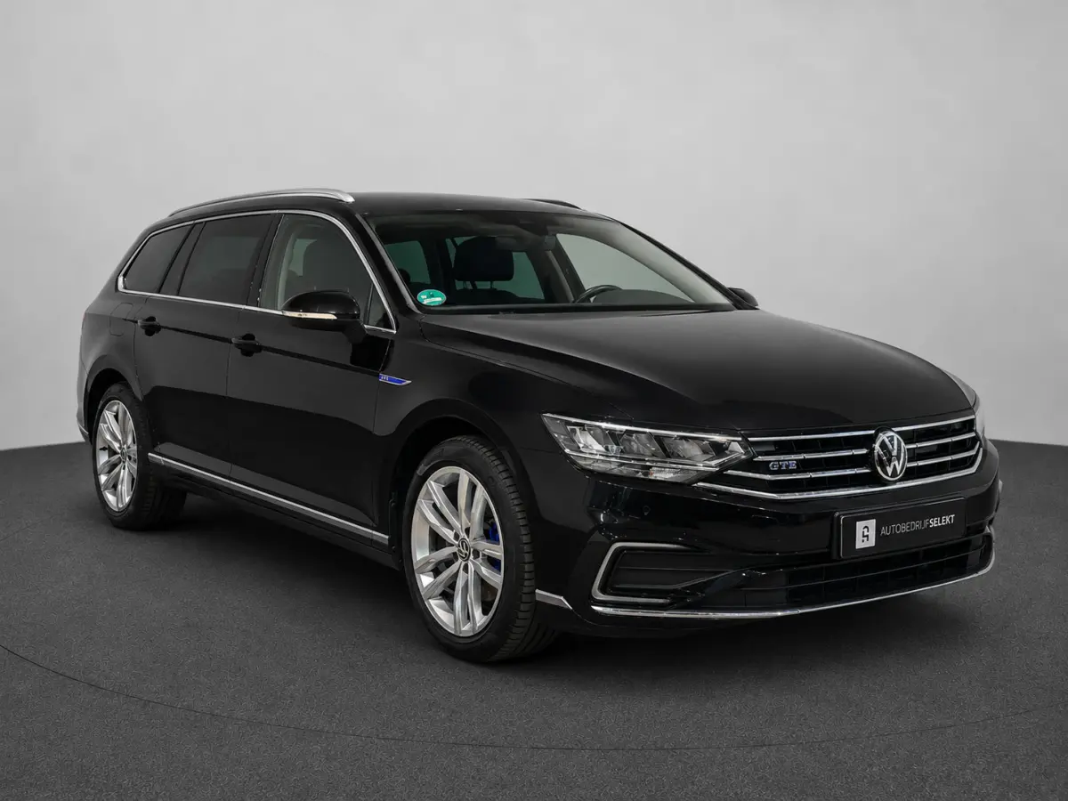 1.4 TSI PHEV GTE | Camera | Sfeer | Carplay | Halfleder | Massage | Virtual | 1e eig.
