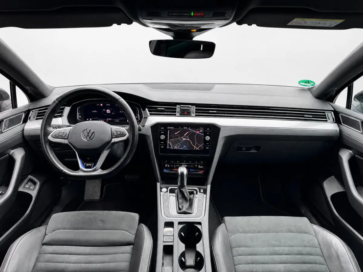 1.4 TSI PHEV GTE | Camera | Sfeer | Carplay | Halfleder | Massage | Virtual | 1e eig.