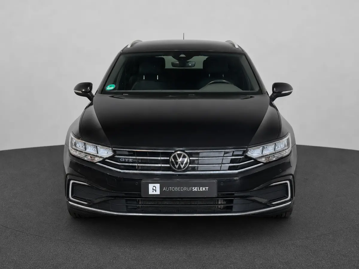 1.4 TSI PHEV GTE | Camera | Sfeer | Carplay | Halfleder | Massage | Virtual | 1e eig.