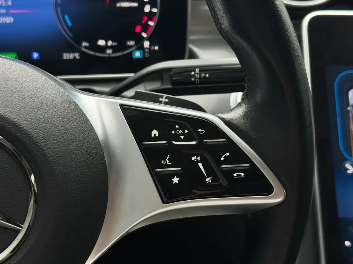 300 e | Night | Sfeer | Widescreen | 1e eig. | Camera | Carplay | Distronic ACC | Dealer onderhouden