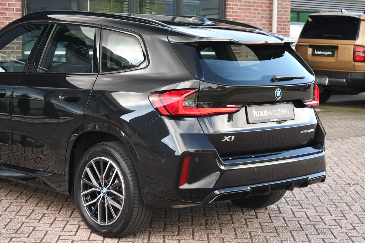 xDrive25e M-Sport Premium ACC-voorbereiding 18inch Camera AC-Snelladen