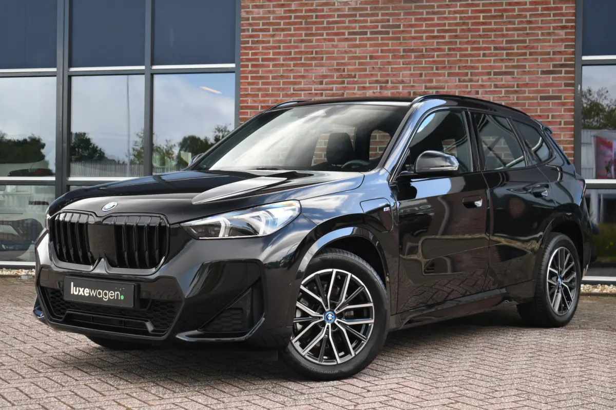 xDrive25e M-Sport Premium ACC-voorbereiding 18inch Camera AC-Snelladen