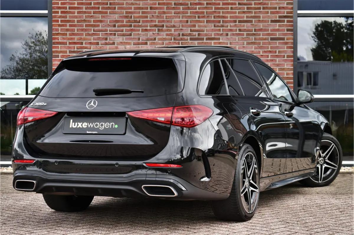 300 e AMG Line Pano Distr HUD 360 Burm Massage+Ventilatie