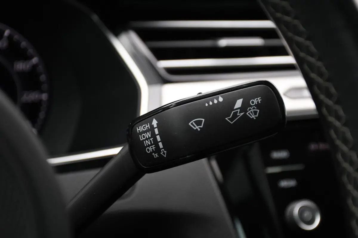 1.5 TSI Business Panoramadak R-line Trekhaak