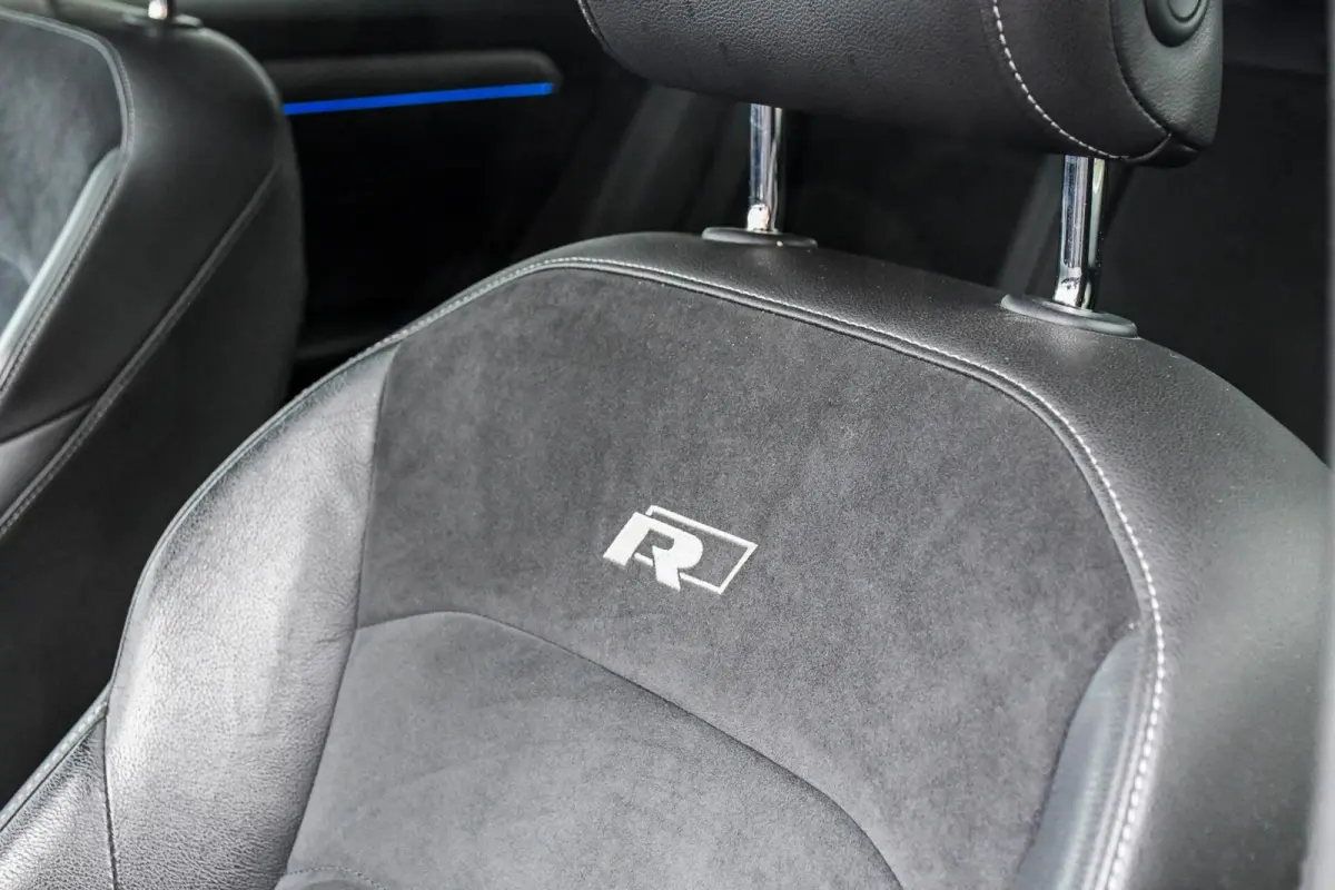 1.5 TSI Business Panoramadak R-line Trekhaak