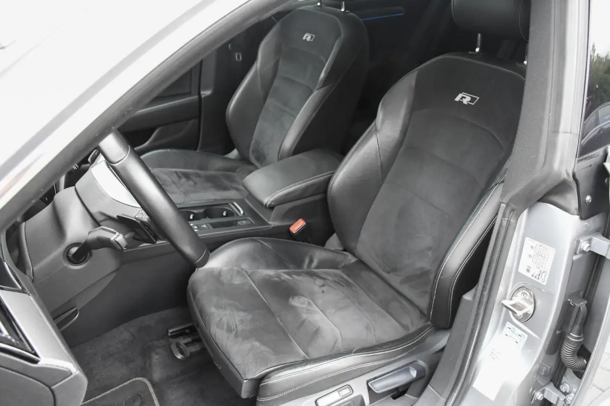 1.5 TSI Business Panoramadak R-line Trekhaak