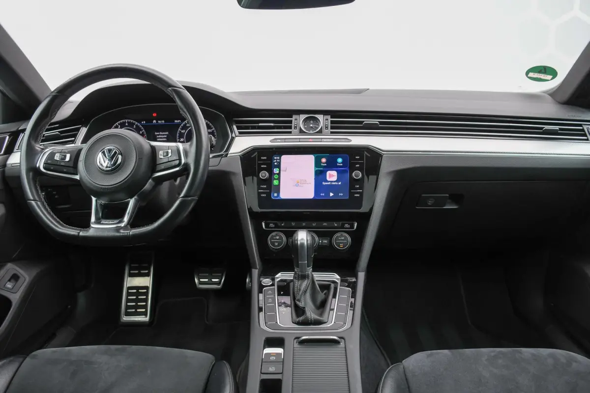 1.5 TSI Business Panoramadak R-line Trekhaak