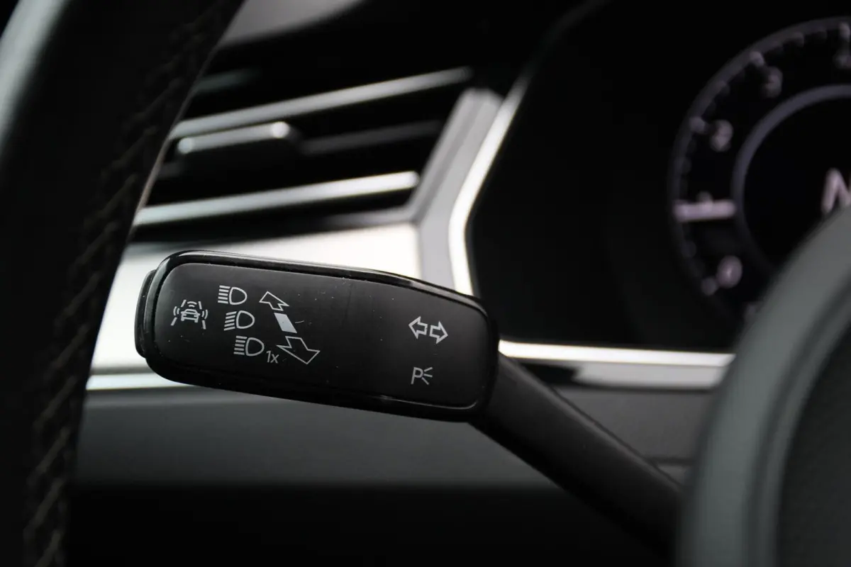 1.5 TSI Business Panoramadak R-line Trekhaak