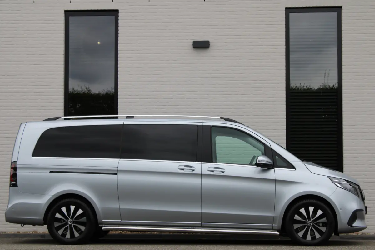 300 L3 / Extra Lang / 7-Persoons / 2x Elec Schuifdeur / Burmester / 360 Camera / Vol Opties / NIEUWSTAAT