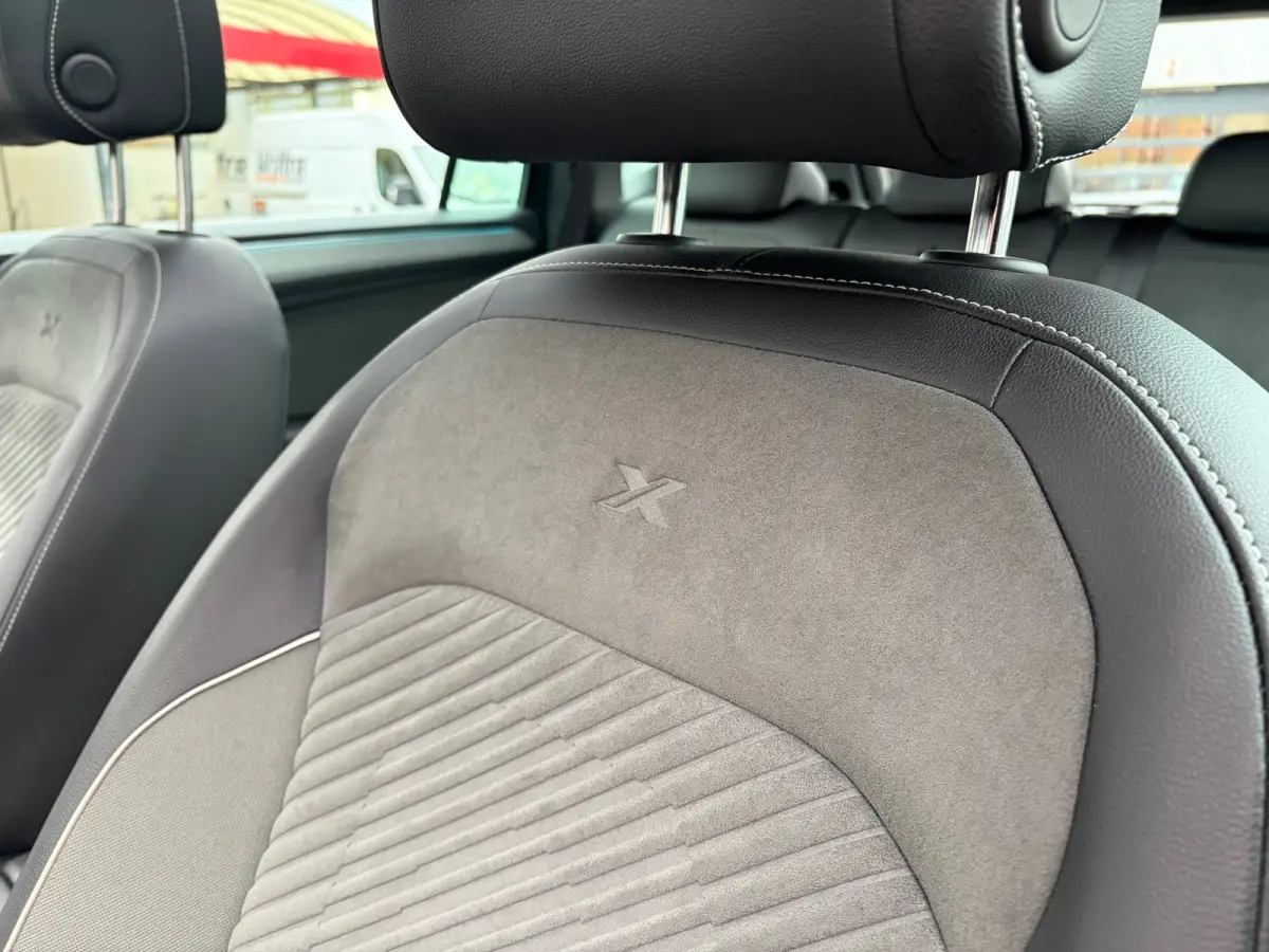 1.4 TSI e-Hybrid PHEV Xperience|Rijklaar prijs|Pano dak|Camera|Elek. stoel|Elek. klep|Stoelverw. voor + Achter|