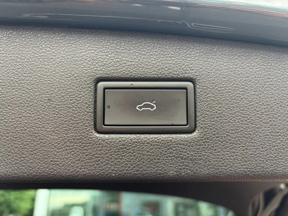 1.4 TSI e-Hybrid PHEV Xperience|Rijklaar prijs|Pano dak|Camera|Elek. stoel|Elek. klep|Stoelverw. voor + Achter|