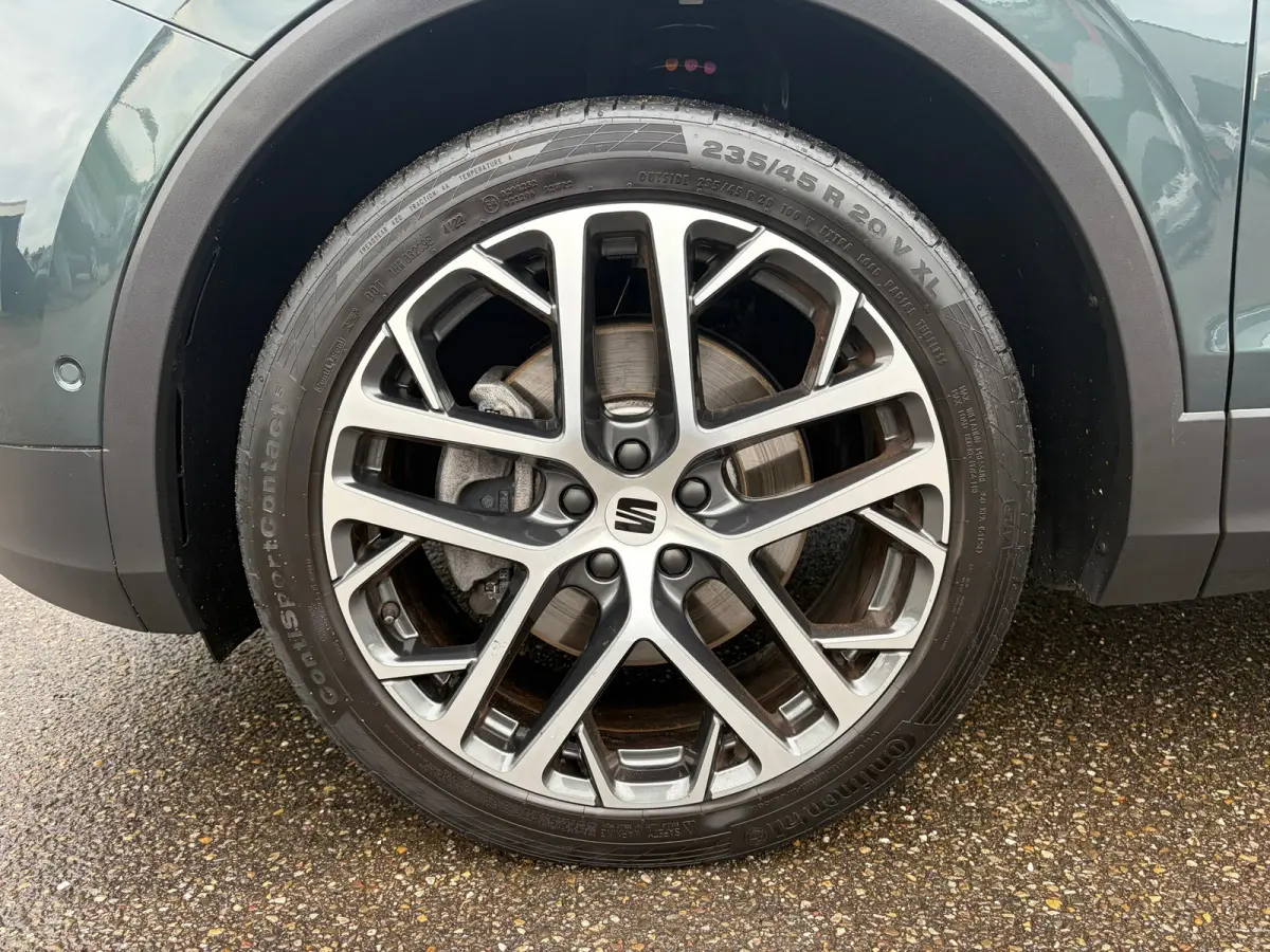 1.4 TSI e-Hybrid PHEV Xperience|Rijklaar prijs|Pano dak|Camera|Elek. stoel|Elek. klep|Stoelverw. voor + Achter|