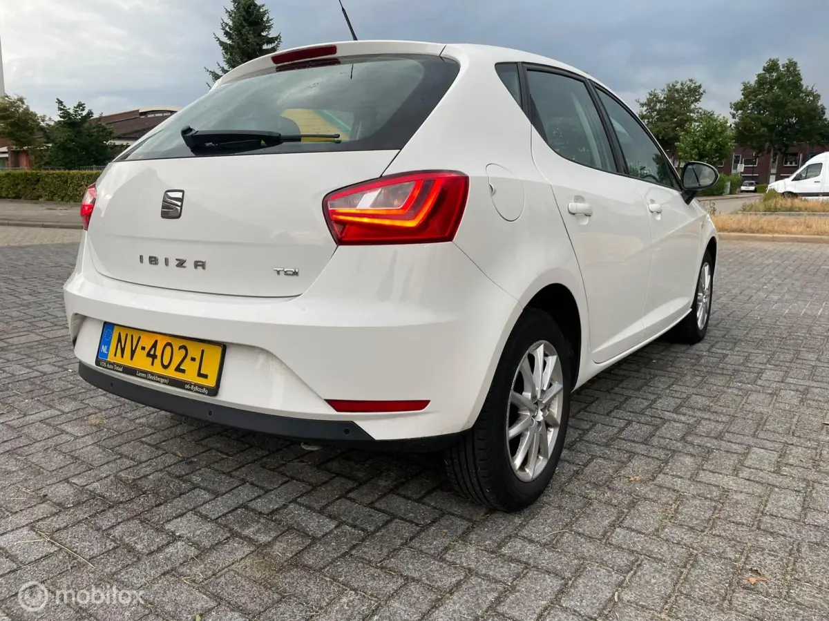 1.4 TDI Style Connect NAVIGATIE AIRCO CRUISE