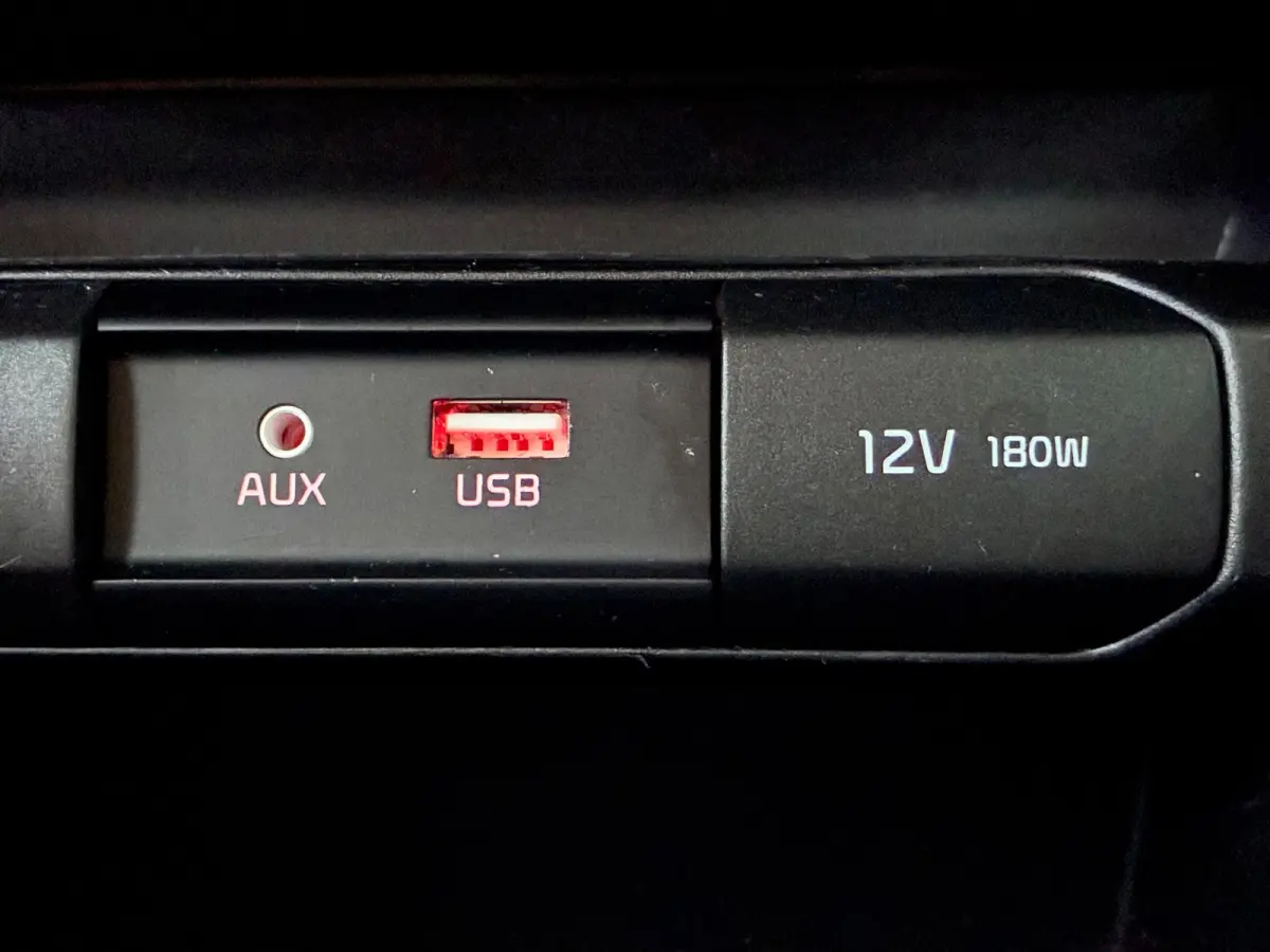 1.0 TGDI ComfortPlusLine Navigator|Camera|Navigatie|Airco|CruiseControl|PDC|Nieuwe APK|NAP|