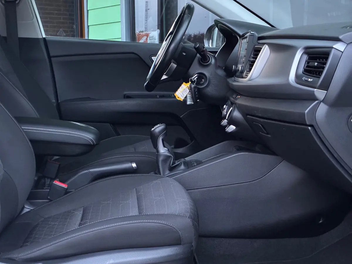 1.0 TGDI ComfortPlusLine Navigator|Camera|Navigatie|Airco|CruiseControl|PDC|Nieuwe APK|NAP|