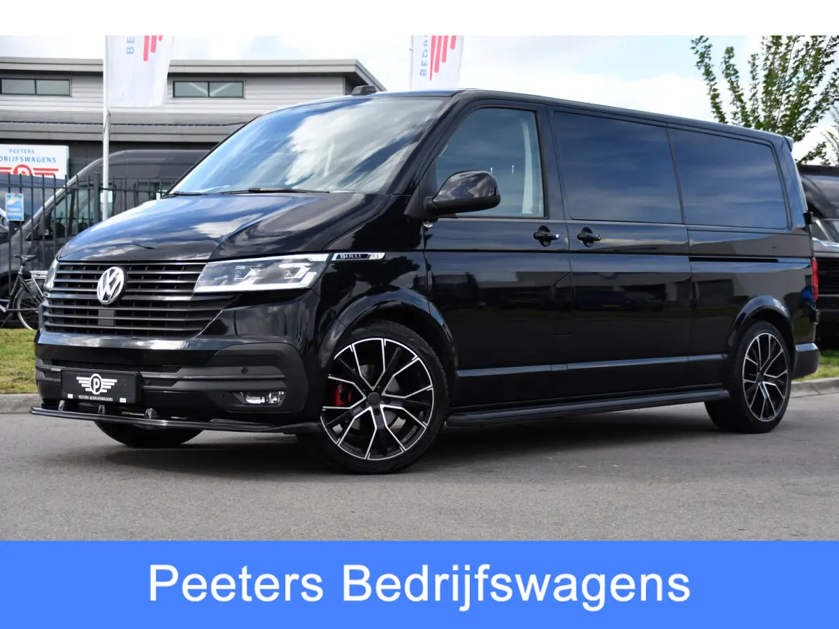2.0 TDI L2H1 30 DC Bulli Black Edition Adaptieve Cruise, Virtual, Camera, Carplay, Stoelverwarming, LED, 2 x Schuifdeur, Automaat, Trekhaak, Sensoren, Uniek!