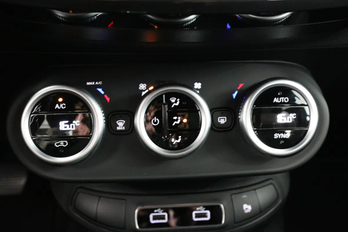 1.3 GSE Sport | Dealer Onderhouden! | LED | Clima | Navi | Camera | Cruise | Parkeersensoren | DAB | Lichtmetalen Velgen