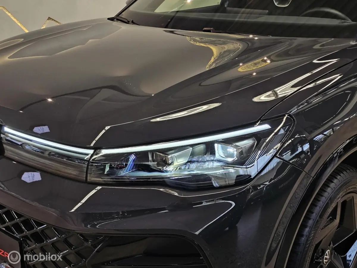 1.5 eHybrid 3x R-Line Panorama/Black Style
