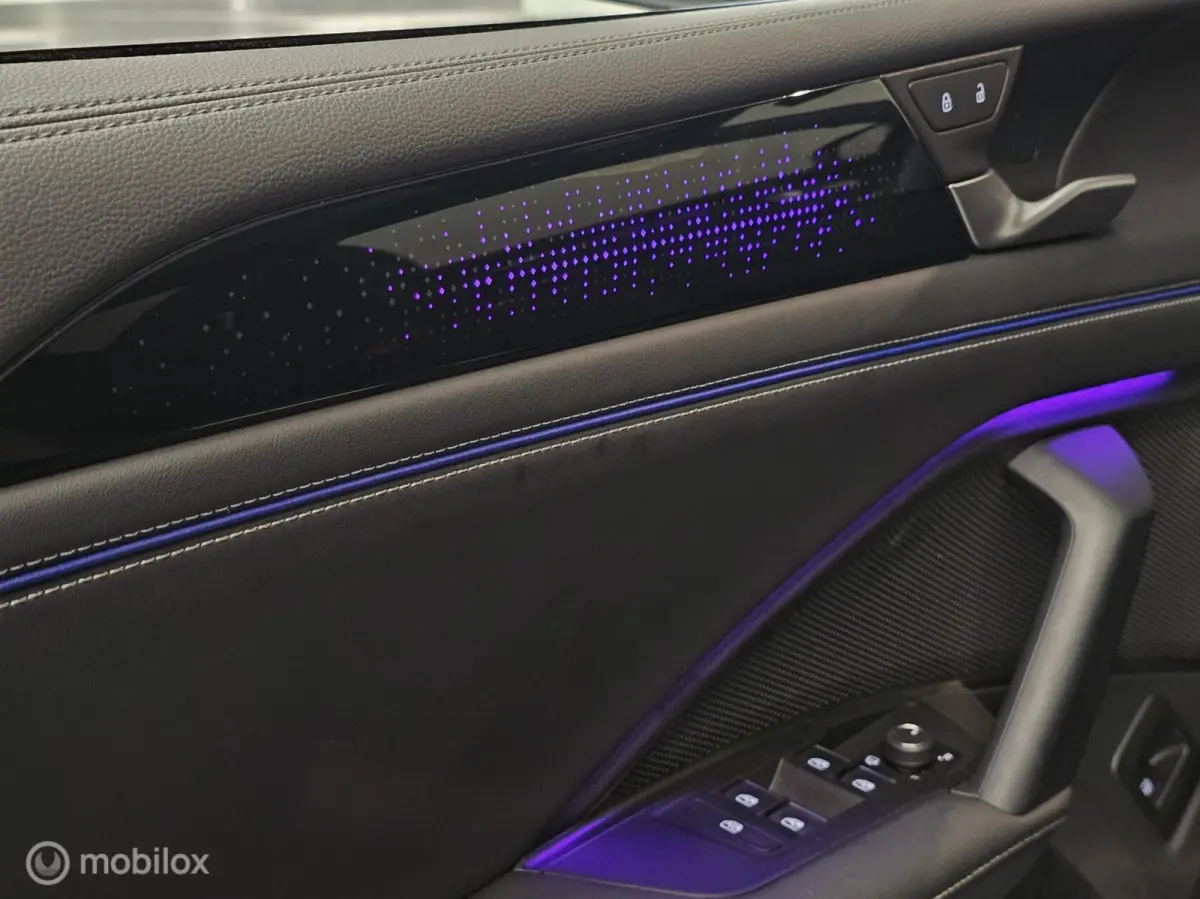 1.5 eHybrid 3x R-Line Panorama/Black Style