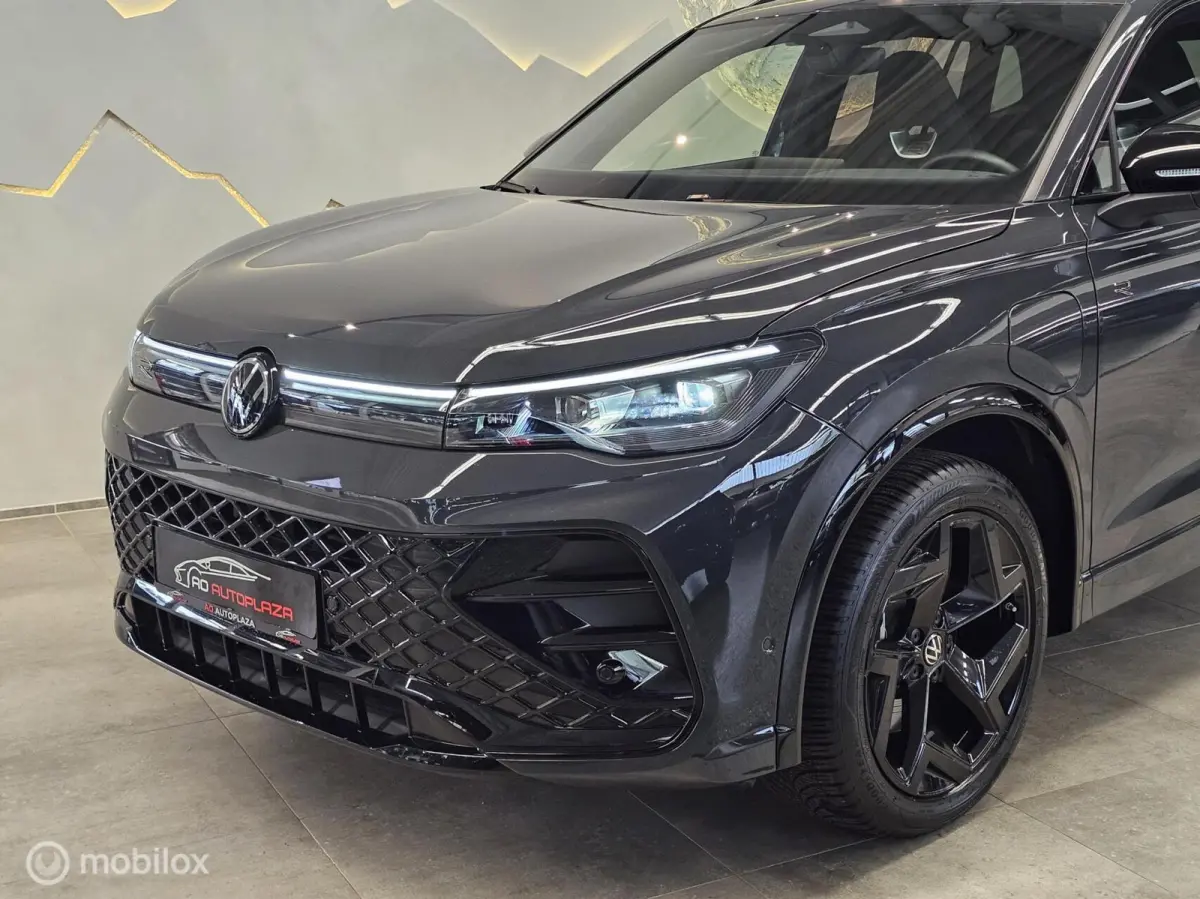 1.5 eHybrid 3x R-Line Panorama/Black Style