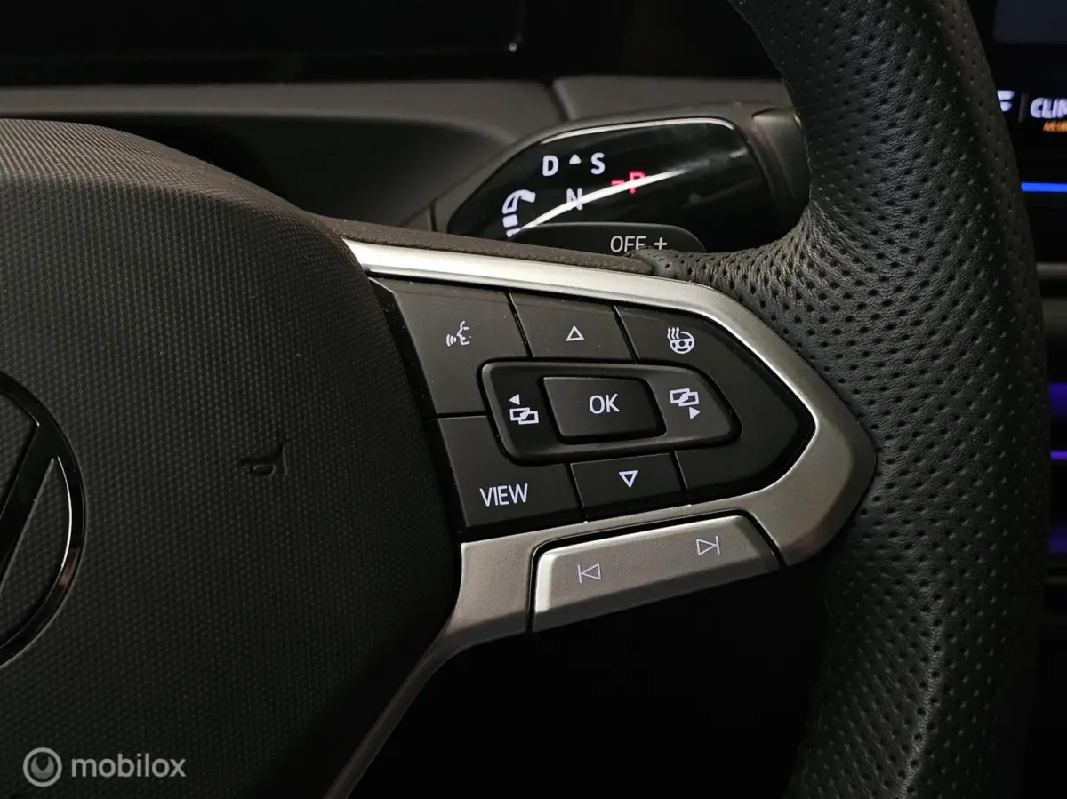 1.5 eHybrid 3x R-Line Panorama/Black Style