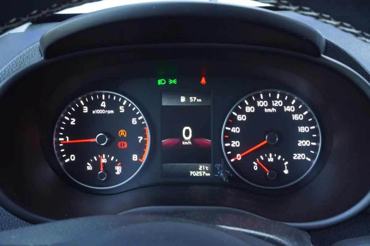 1.0 DPi DynamicPlusLine+Ecc+Led+Breed-Navigatie+camera+cruise+Leder-Multie-stuur = SUPER !!