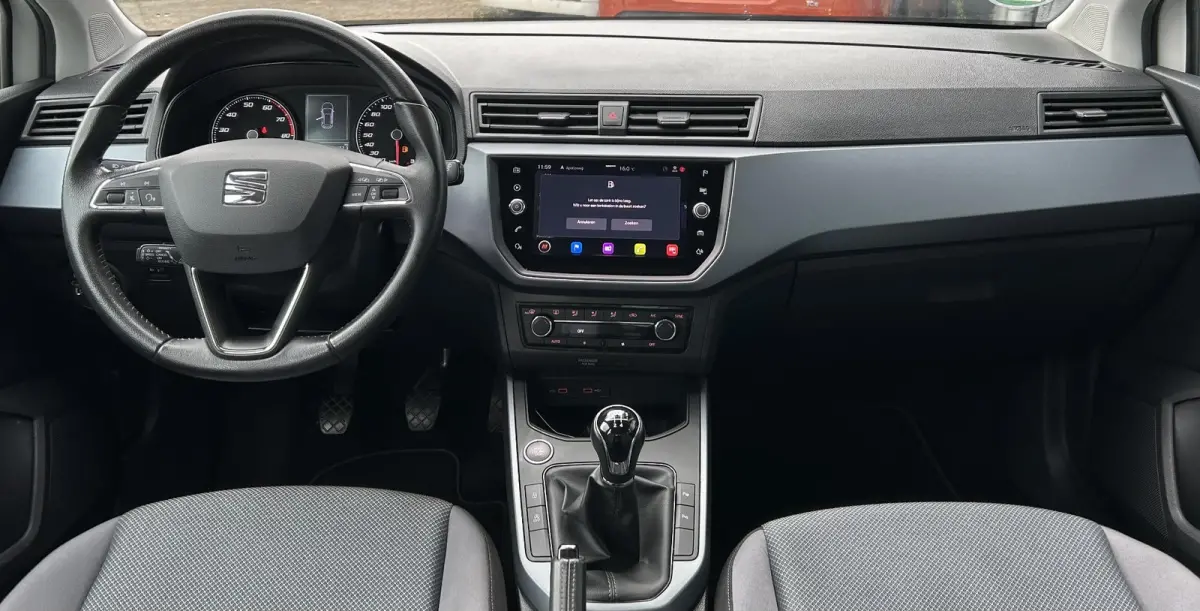1.0 TSI Style Business Intense | LUXE | 1e Eigenaar | NL AUTO | NAP | Achteruitrijcamera | Dodehoekdetectie | Adaptive Cruise Control | Carplay | Navigatie | Climate Control | Parkeersensore