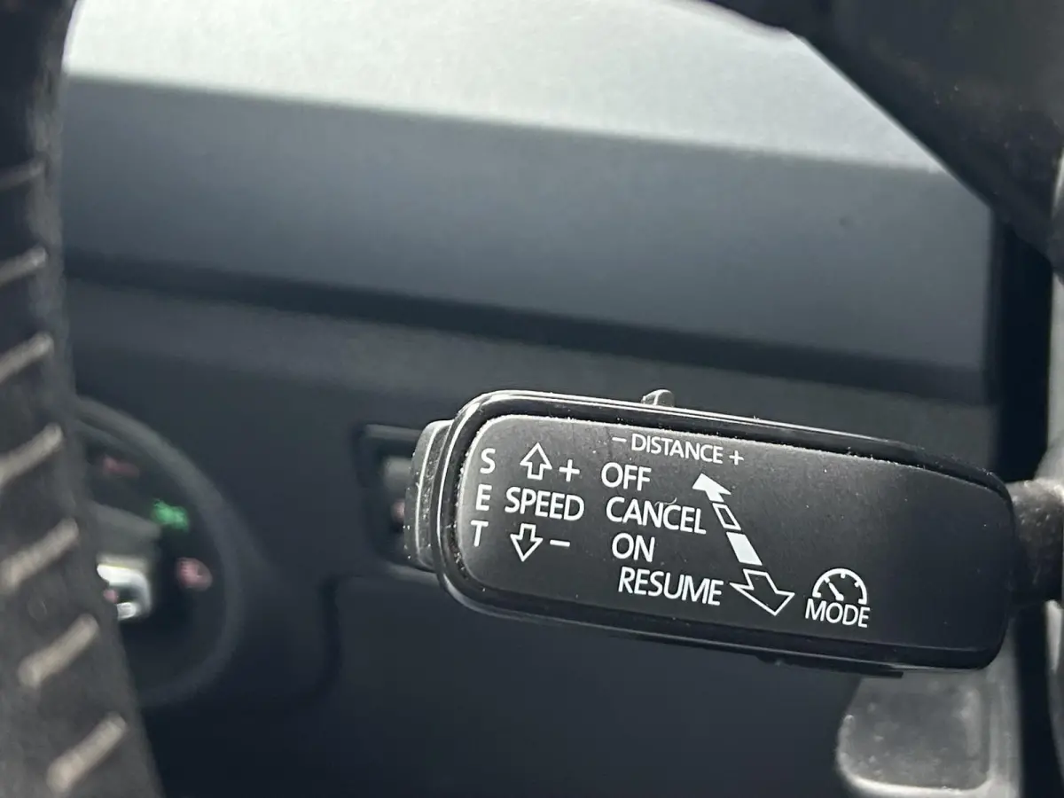 1.0 TSI Style Business Intense | LUXE | 1e Eigenaar | NL AUTO | NAP | Achteruitrijcamera | Dodehoekdetectie | Adaptive Cruise Control | Carplay | Navigatie | Climate Control | Parkeersensore