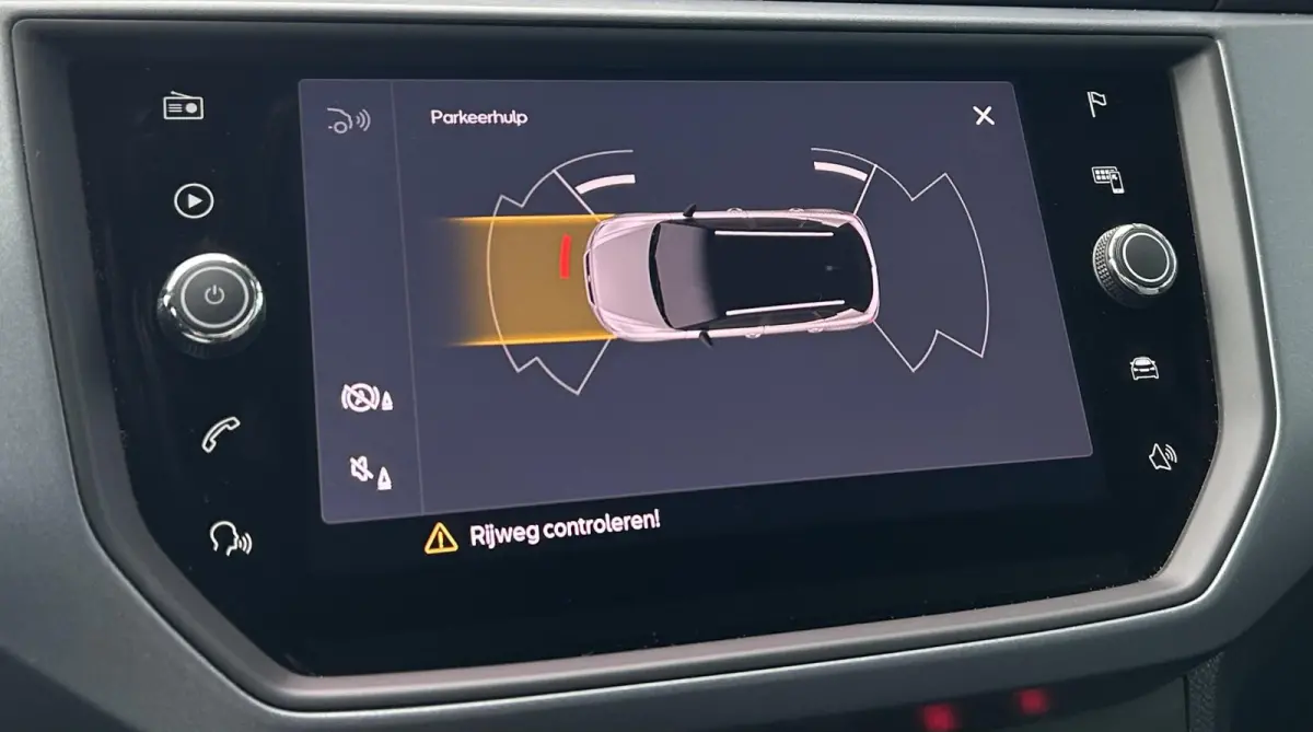 1.0 TSI Style Business Intense | LUXE | 1e Eigenaar | NL AUTO | NAP | Achteruitrijcamera | Dodehoekdetectie | Adaptive Cruise Control | Carplay | Navigatie | Climate Control | Parkeersensore